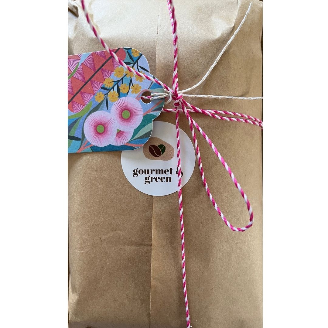 Gift wrapping and tag